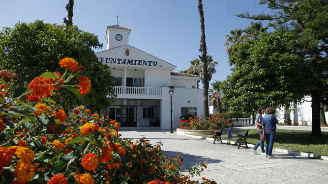 El Ayuntamiento de Espartinas, uno de los municipios en el que el acuerdo para investir a alcalde se está negociando todavía.