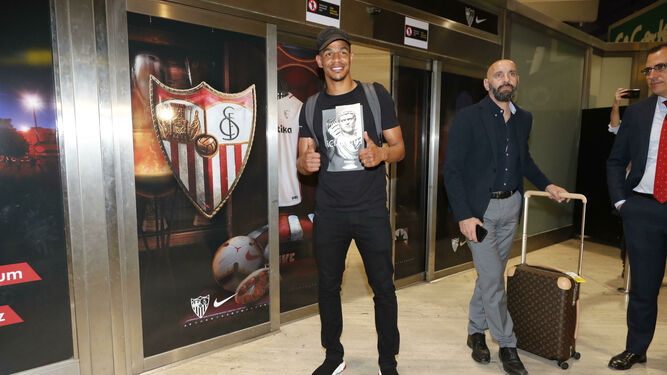 Fernando, oficialmente octavo fichaje del Sevilla FC.