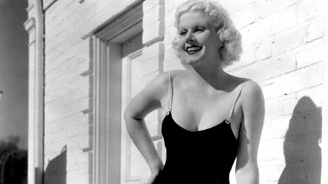 La propia Marilyn Monroe aseguró que Jean Harlow le había servido de inspiración.
