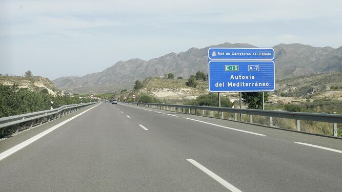 Tramo de la autovía A-7 a su paso por Almería.