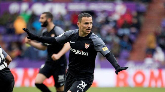 Roque Mesa celebra un gol anotado el curso pasado ante el Valladolid.