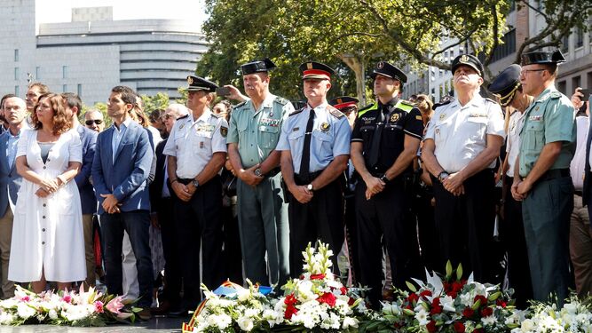 Homenaje de la ACVOT a las v&iacute;ctimas de los ataques terroristas de Barcelona y Cambrils