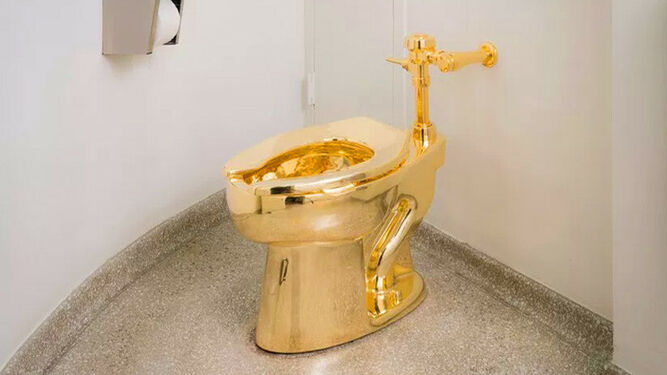El WC de oro robado