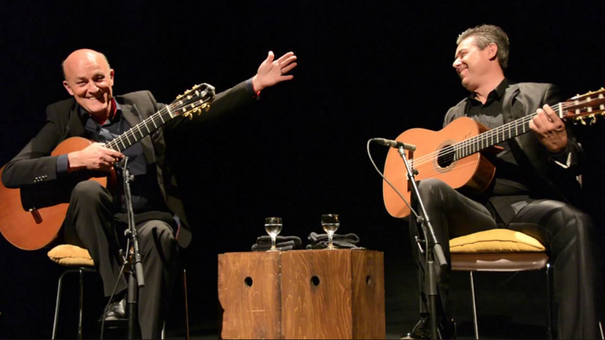Arnaud Dumond, derecha, y Pedro sierra en 'Clásico por flamenco'.