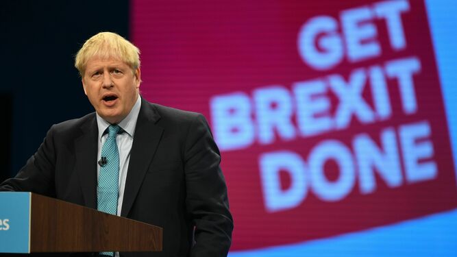 El primer ministro británco, Boris Johnson,  este miércoles en la clausura del congreso anual del Partido Conservador, en Manchester.