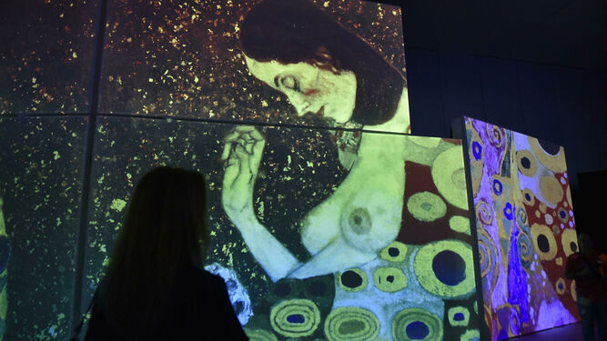 El tema de la mujer esta muy presente en la obra de Klimt.