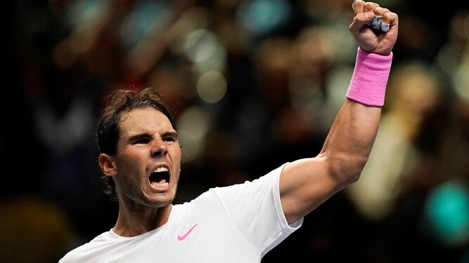 Rafa Nadal celebra su victoria ante Medvedev.