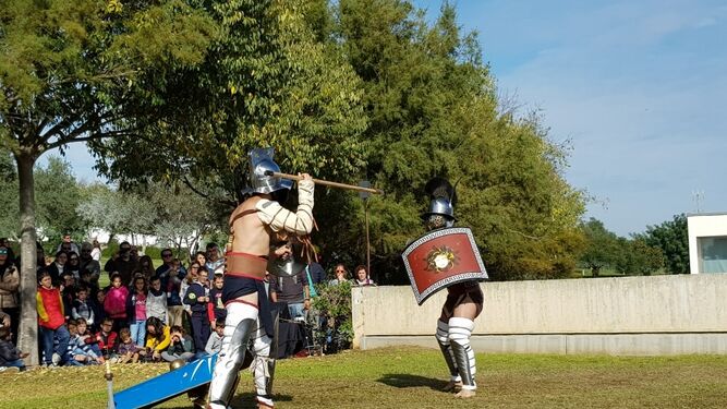 Combate de gladiadores en el Museo de la Autonomía.