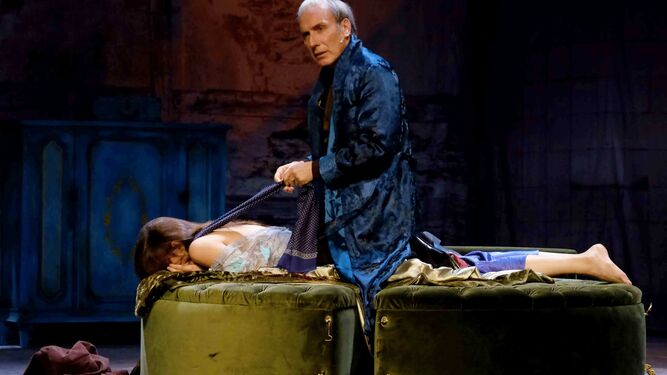 Eusebio Poncela, en una escena de 'El sirviente'.