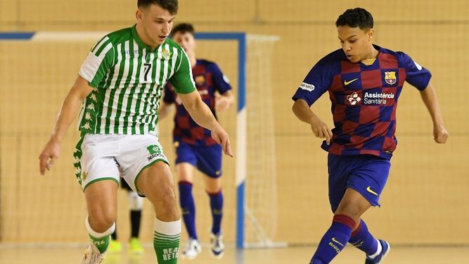 Lance del partido entre Betis Futsal y Barcelona B.