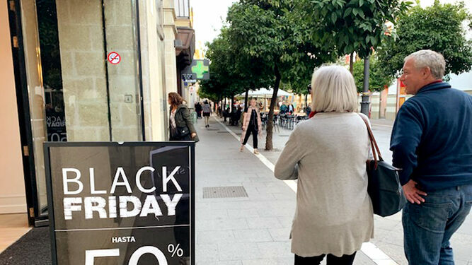 Black Friday en Granada: los 5 consejos de la Policía para comprar seguros