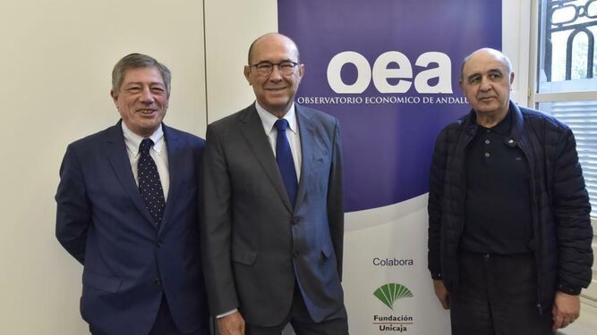 Rafael Salgueiro, Francisco Ferraro, presidente del OEA, y Martín Risquez