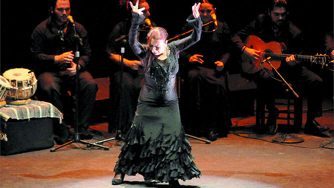 Carmelilla Montoya recibió el reconocimiento de la profesión flamenca en el auditorio de FIBES.