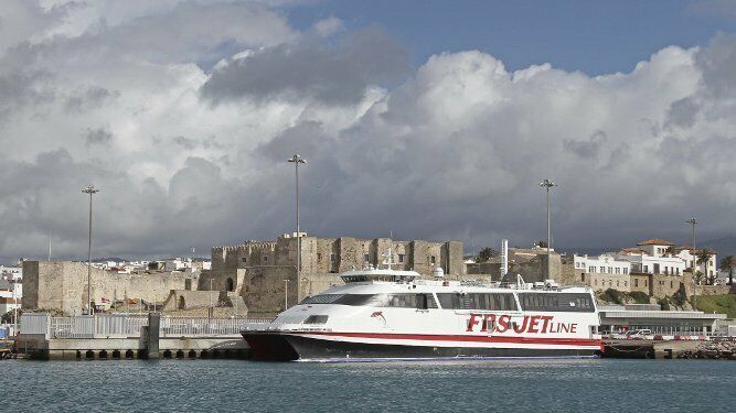 Una imagen del puerto de Tarifa