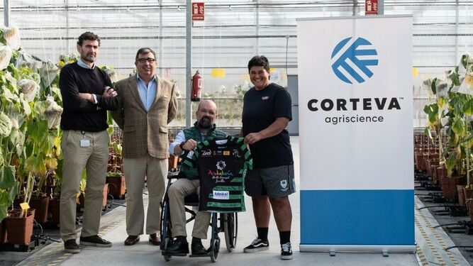 Krystal Murray fue presentada en las instalaciones de Corteva, patrocinador de las Cocodrilas.