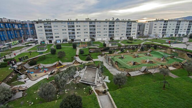 Las impactantes imágenes del hundimiento de un parque en Santander