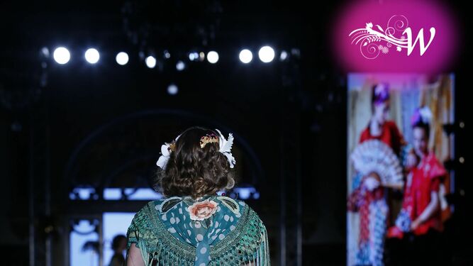 Todas las fotos del desfile de &Aacute;ngela &amp; Adela en We Love Flamenco 2020