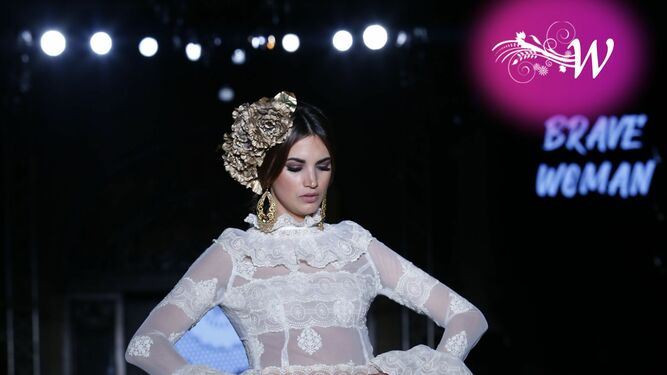 El abanico artesan&iacute;a expone su colecci&oacute;n 2020 en un desfile en We Love Flamenco, todas las fotos