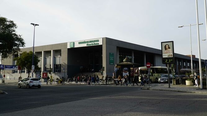 En la estación de autobuses de Plaza de Armas se realizó una reforma menor hace unos meses.