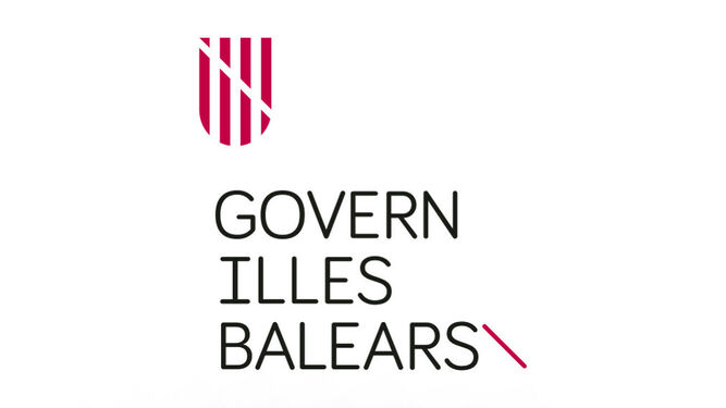 Gobierno de Islas Baleares: Escudo simplificado de la comunidad. Destaca el recurso de la barra cruzada al final del nombre de la instituci&oacute;n.