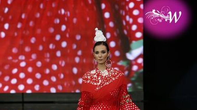 Cristo B&aacute;&ntilde;ez vuelve a SIMOF para presentar su colecci&oacute;n de flamenca 2020, todas las fotos