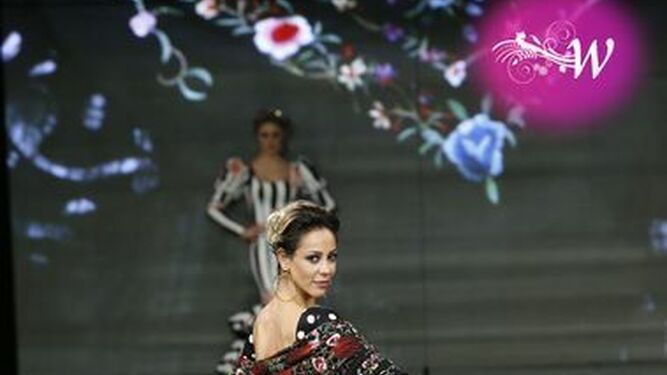 Yolanda Moda Flamenca soprende con 'Firmamento', as&iacute; es su nueva colecci&oacute;n para Simof 2020