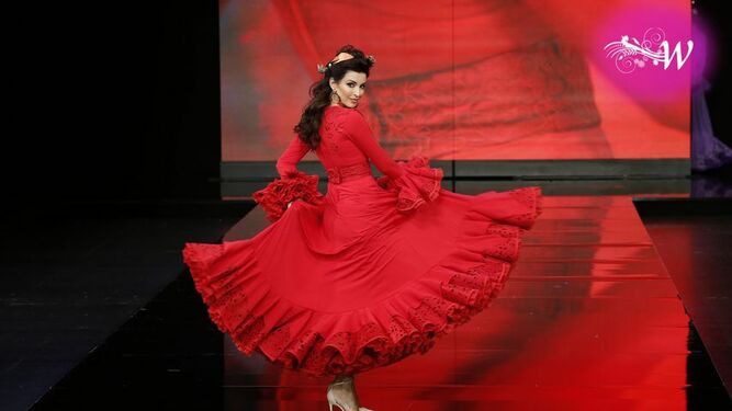 Yolanda Moda Flamenca soprende con 'Firmamento', as&iacute; es su nueva colecci&oacute;n para Simof 2020