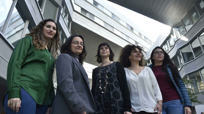Investigadoras de la Universidad de Sevilla que participan en este estudio sobre la adultez emergente