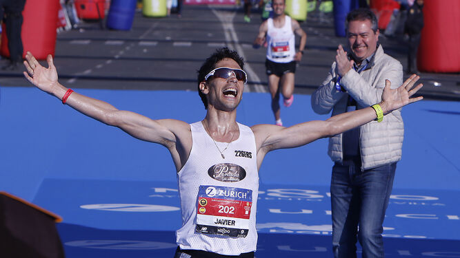 Javi Guerra, campeón de España en el Maratón de Sevilla