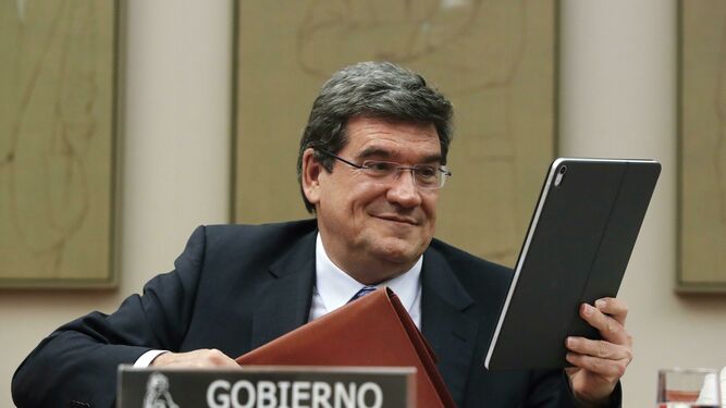 El ministro de Seguridad Social, Inclusión y Migraciones, José Luis Escrivá, durante su comparecencia en la Comisión del Pacto de Toledo.