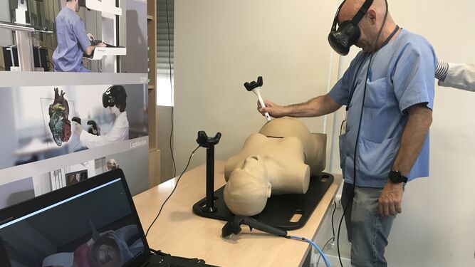 Primer curso de simulación virtual en el Hospital Virgen Macarena