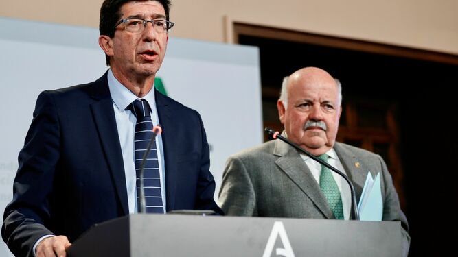 Juan Marín y Jesús Aguirre informan en rueda de prensa sobre la crisis del coronavirus en Andalucía.