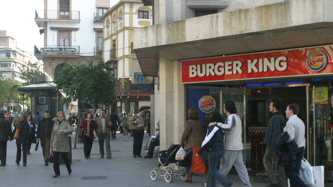 Esquina del Burger King de La Campana, en una imagen de archivo.
