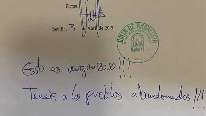 La queja del alcalde de La Campana en el recibí de 100 mascarillas entregadas por la Juna para ayuda a domicilio.