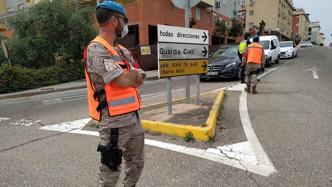 Coronavirus en Sevilla: Las Fuerzas Armadas continúan las labores de desinfección en Sevilla y otras localidades