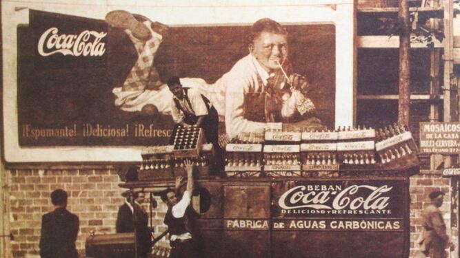 Nace un medicamento para todos los males, nace la Coca-Cola