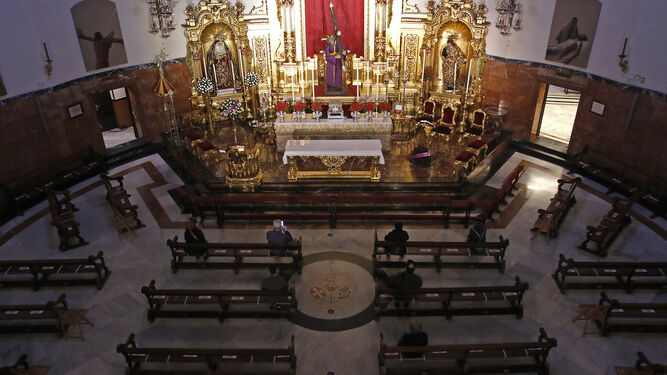 Abren los templos al culto. Catedral, Macarena, Gran Poder y Triana