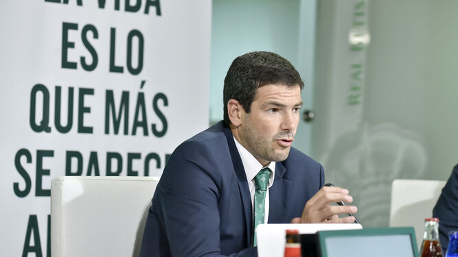 Ramón Alarcón, durante un acto de presentación de los abonos.