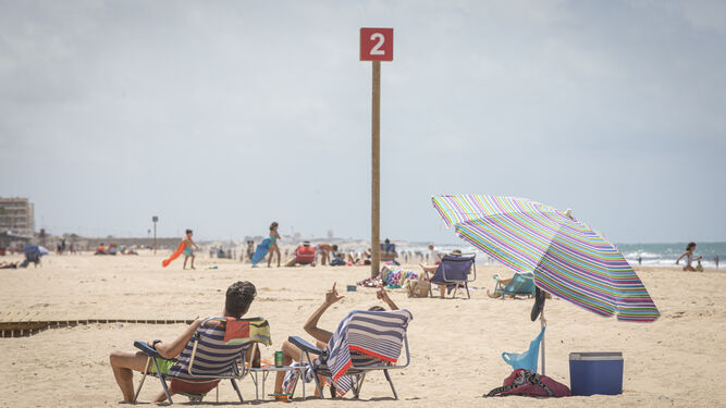 Sevillanos en la playas de C&aacute;diz