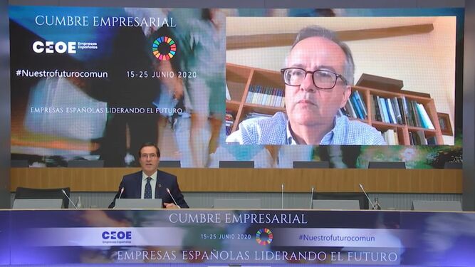 Simón Pedro Barceló, durante su intervención en la cumbre de la CEOE.