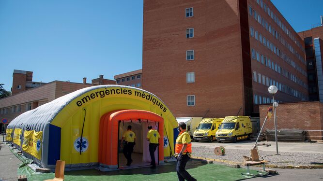 Hospital de campaña instalado en Lleida