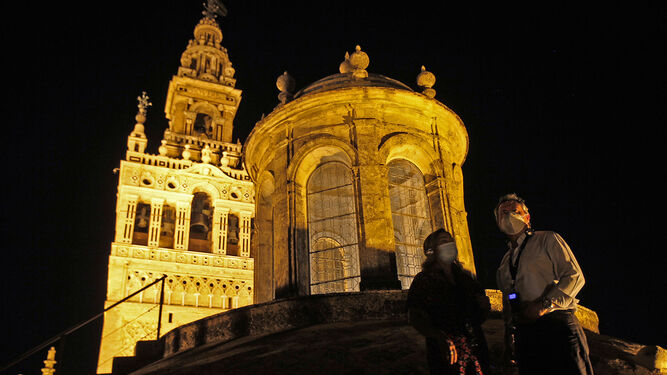 Especial fósil apilar La Catedral de Sevilla amplía el horario de las visitas culturales