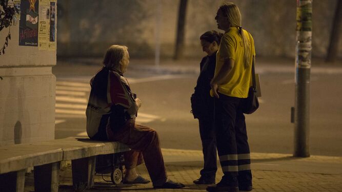 El Ayuntamiento de Sevilla realizó en julio 292 intervenciones con personas sin hogar