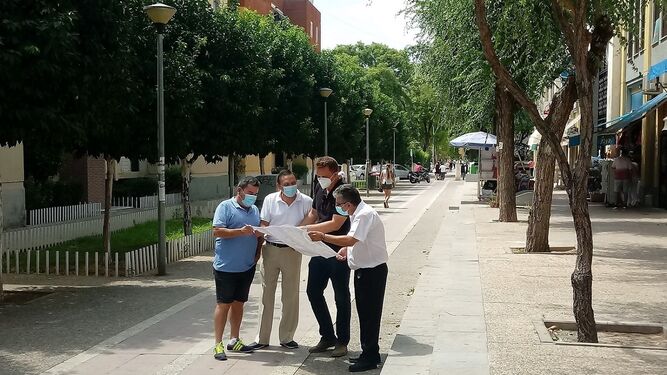 El Ayuntamiento de Sevilla mejorará el acceso al mercado de abastos de Pino Montano