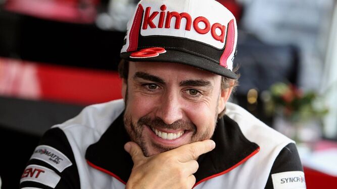 Fernando Alonso, en una rueda de prensa.