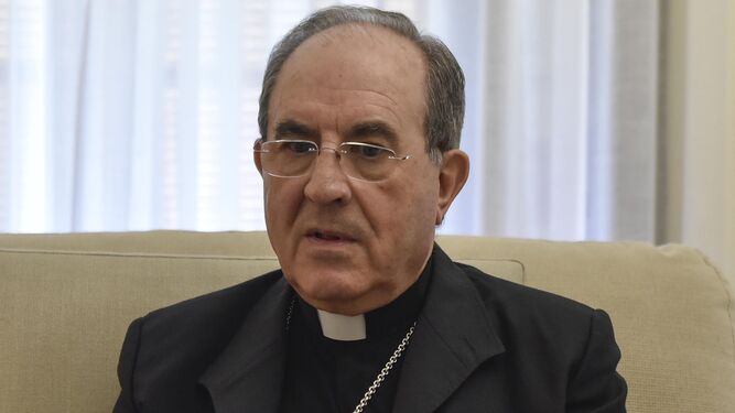 Monseñor Asenjo durante una entrevista con Diario de Sevilla