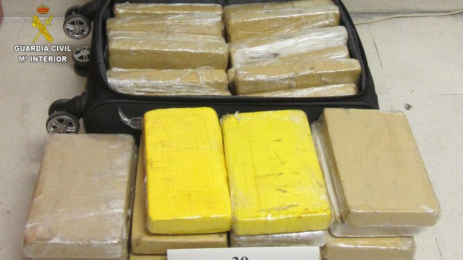 La droga intervenida a un sargento brasileño detenido en junio de 2019 en el aeropuerto con 39 kilos de cocaína.