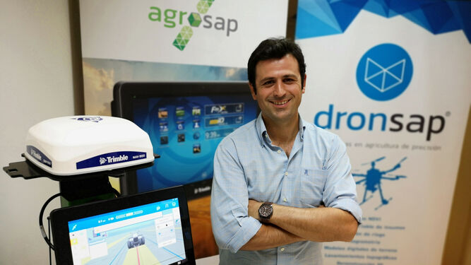 Salvador Correa en las instalaciones de Agrosap.