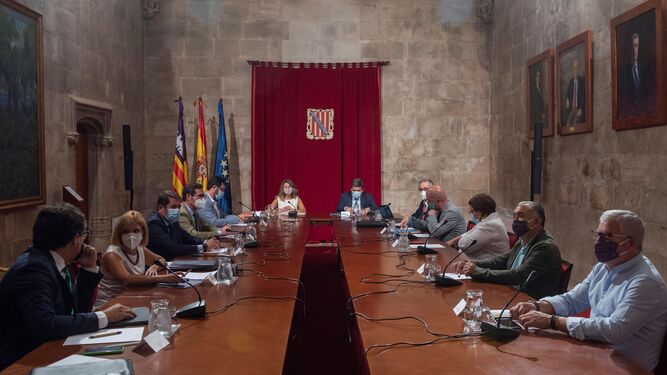 Reunión en Palma de Mallorca para alargar los ERTE