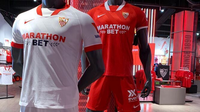 Las camisetas del Sevilla para la temporada 2020-21.